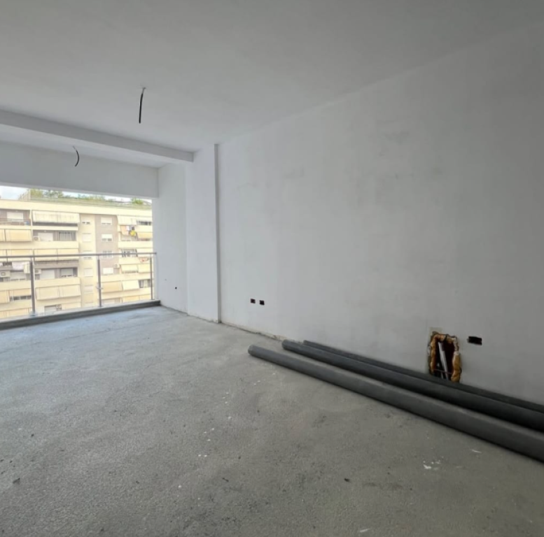 Appartamento 2+1+2 in Vendita – Comune di Parigi (vicino a KIKA 2)