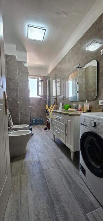 SHITET APARTAMENT 2+1+ BLK NE KAVAJE 120.000 EURO