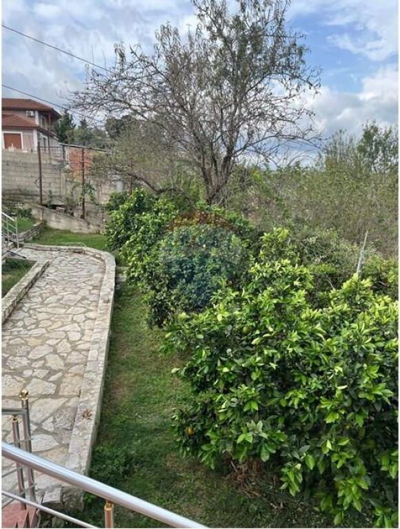 🏡 JEPET ME QIRA SHTËPI PRIVATE NË VLORË ZONA SHERISHTË