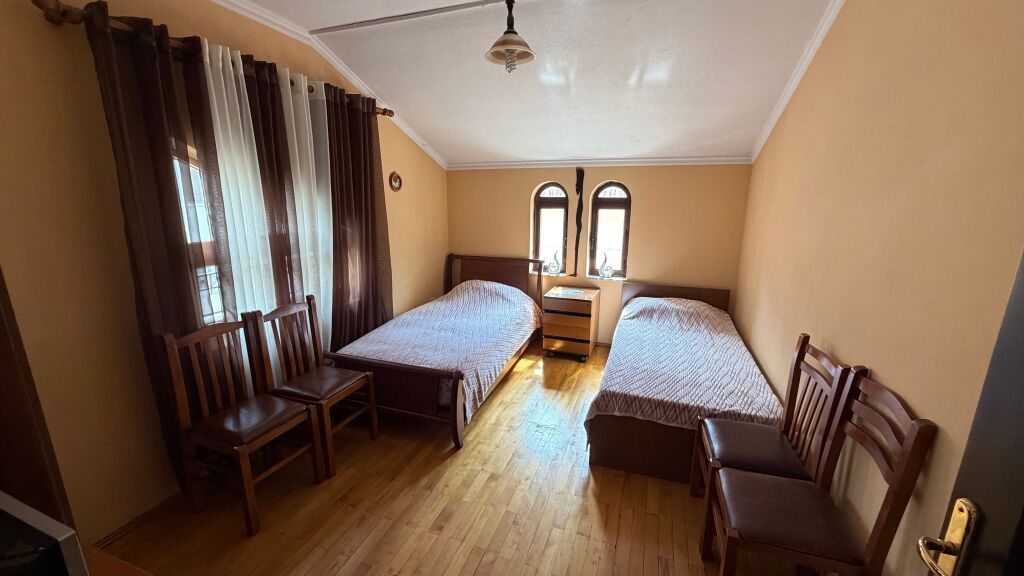 Shitet Vile 3-kateshe , Don Bosko