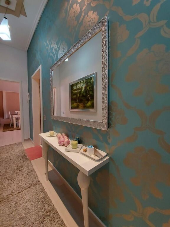 📣 AFFITTO Appartamento 3+1 Con 2 Bagni E 2 Posti Auto 📍 Fresk, Via Teleferiku ✨   🏢 Nuova Costruzione (Con Ascensore)  📐 Superficie Totale 150 m2  🛋️ Arredato Con Condizioni Moderne   💶 Prezzo 700 Euro