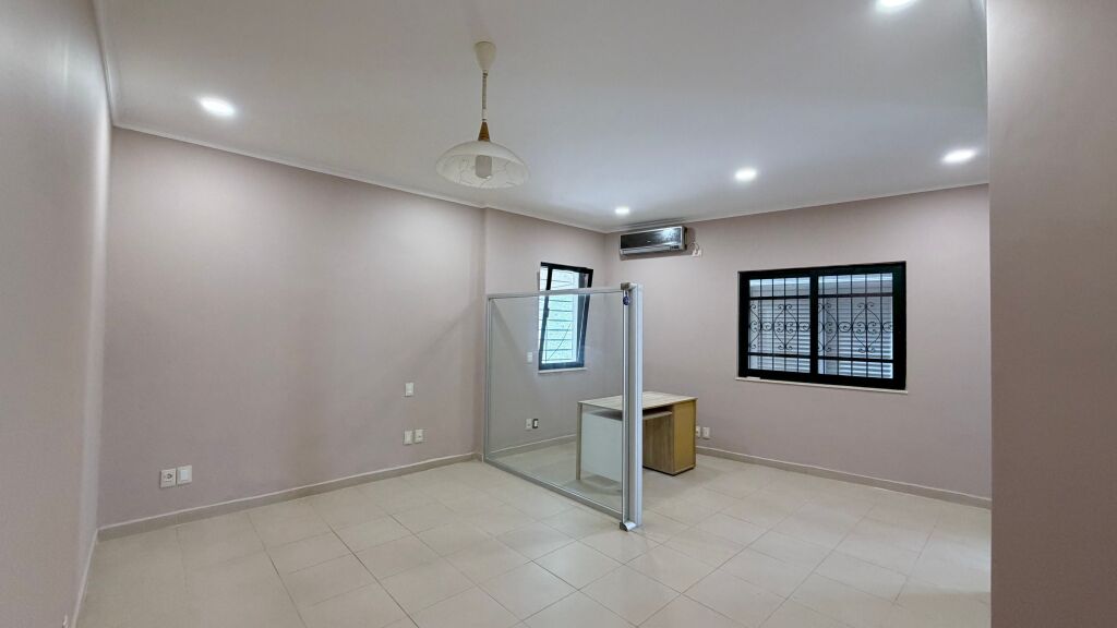 Zyrë për qira Bulevardi Zogu 1