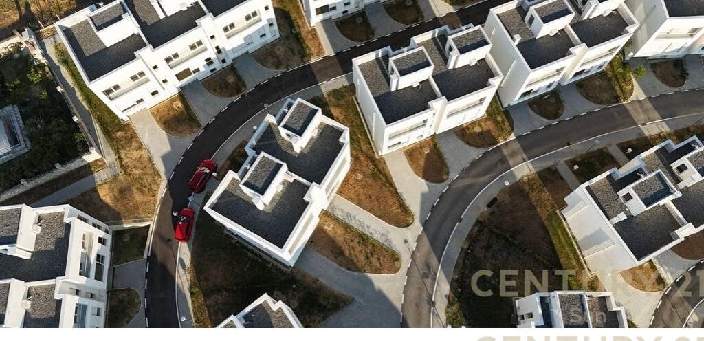 Vile per qira, ABA Rezidence, prane Liqenit te Farkes