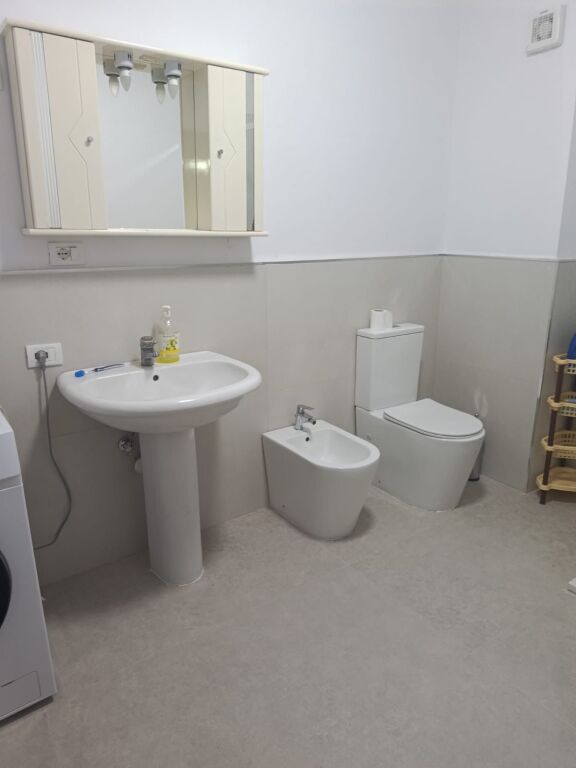 Qera | Apartament 2 + 1 | Ministry of Internal Affairs | 550 €/muaj