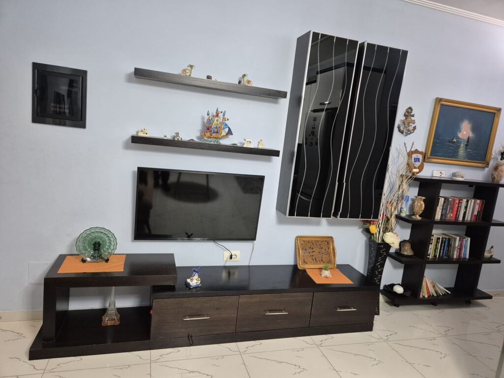 Affittasi appartamento arredato 2+1 presso l'ex mercato elettrico