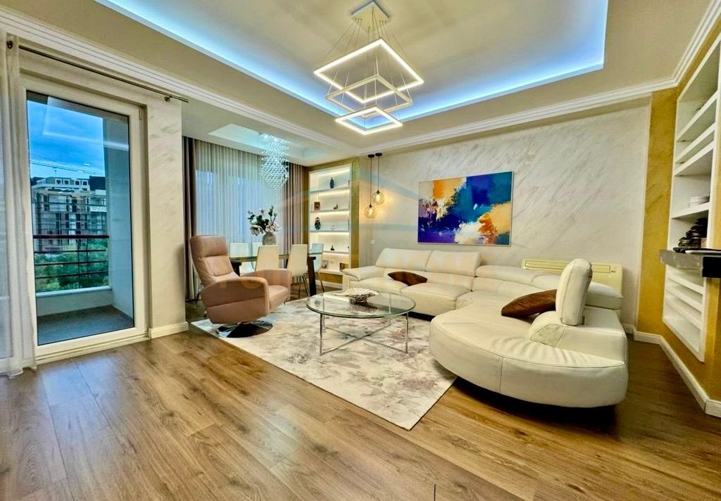 🌊 2+1+2 con vista sul lago al Complesso "FZ 2" – Lago Secco! 🌳