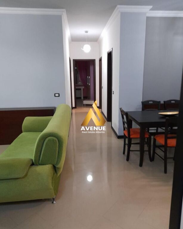 APARTAMENT ME QERA – Tek Vilat Gjermane, Tiranë