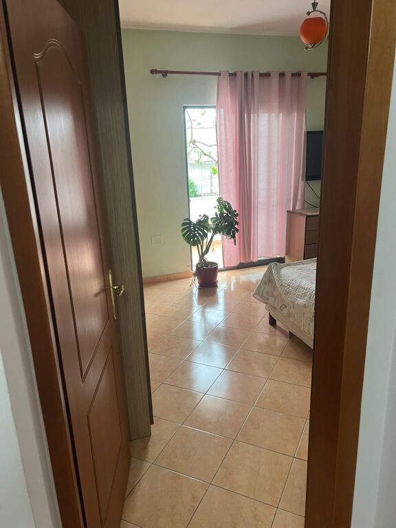 Qera | Apartament 3 + 1 | Astir | 550 €/muaj