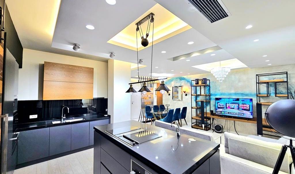 Apartament me qira 2+1+2 prane Liqenit Artificial