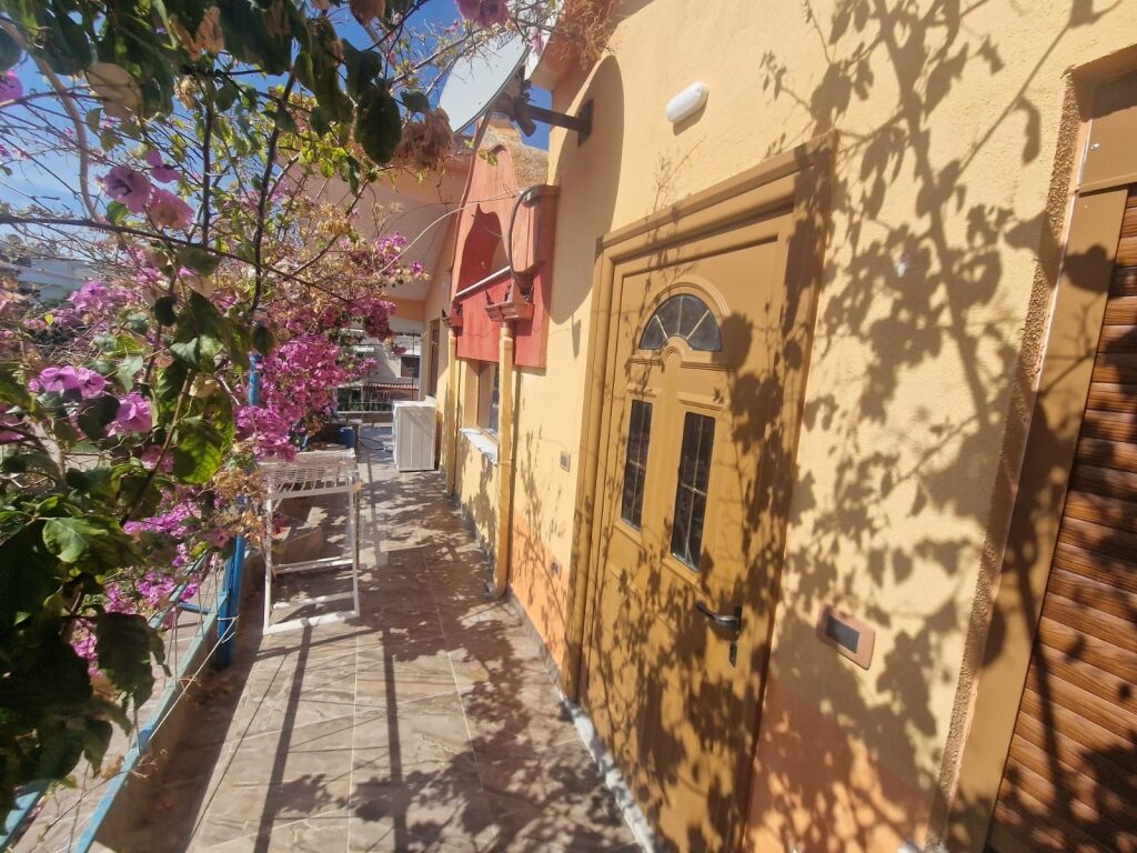 Super mundesi investimi ! Shitet vile 3-kateshe te Plepat prane Viles Pascucci !