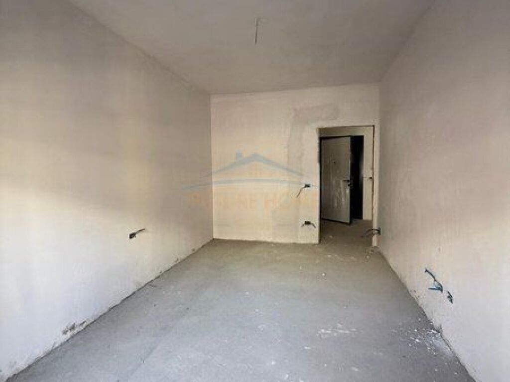 Shitet , Apartament 1+1 , Paskuqan