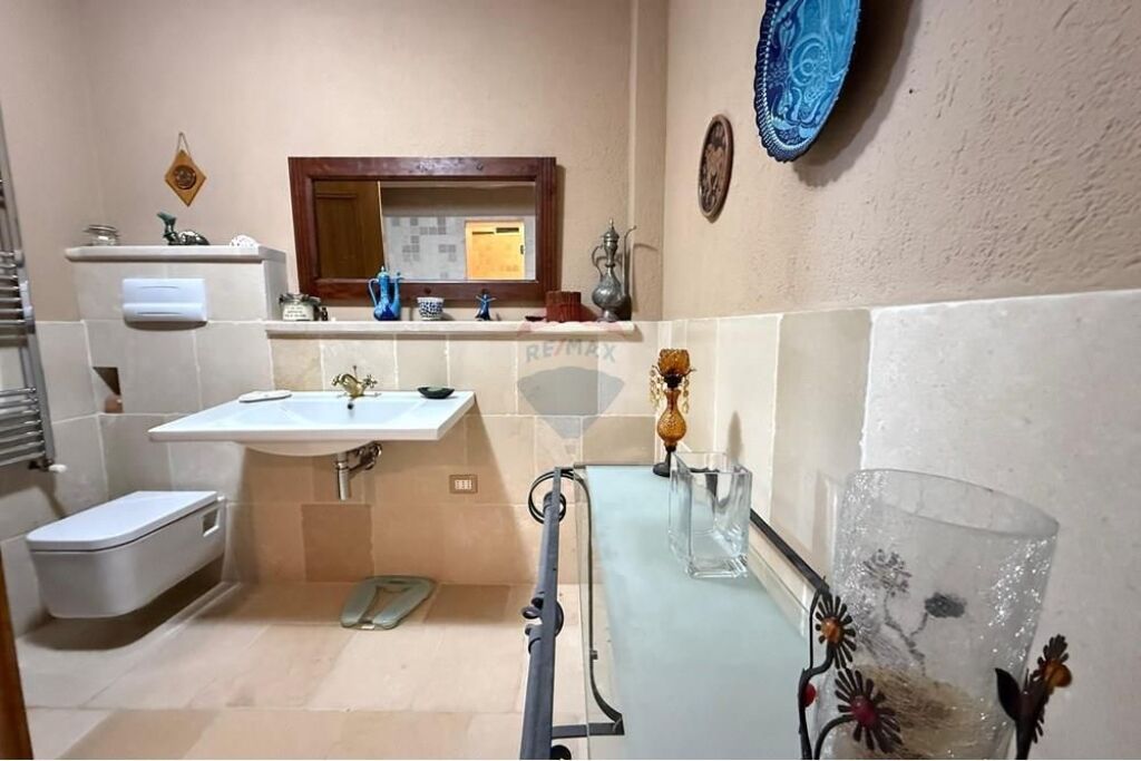 VILË ME QIRA lIQENI I FARKES, TIRANË