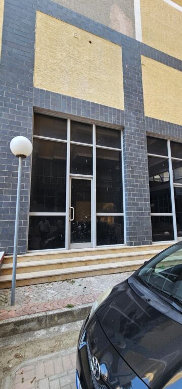 SHITET DYQAN PLAZH DURRES RRUGA E FRIGORIFERIT KOMPLEKT PRIVAT