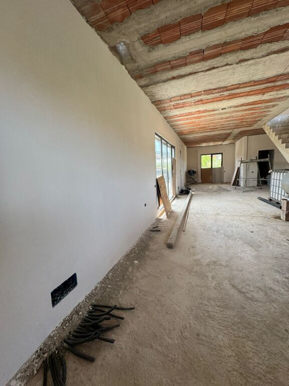 BUSINESS PREMISES FOR RENT 250M2 TEG