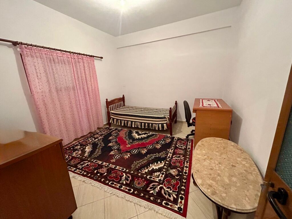 VILLA FLOOR 2+1 FOR RENT IN KOMBINAT