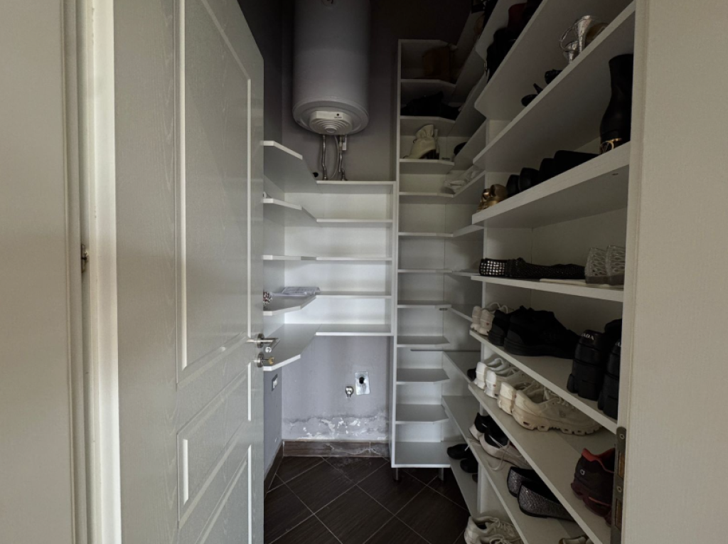 🏡 SHITET APARTAMENT LUKSOZ 2+1+2 – PRANË LIQENIT ARTIFICIAL, RR. “SAMI FRASHËRI”