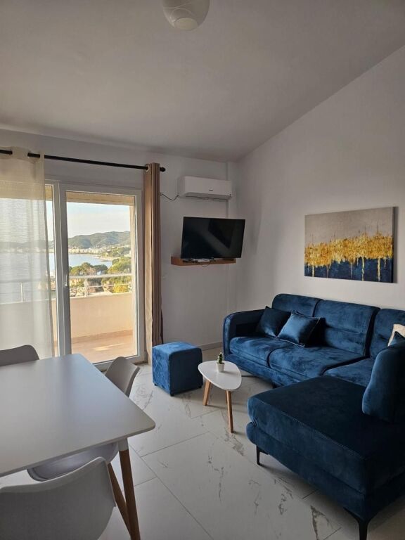 Vlore, near Marina Bay | Cold Water. Long-term rental, 1+1 balcony with sea view.