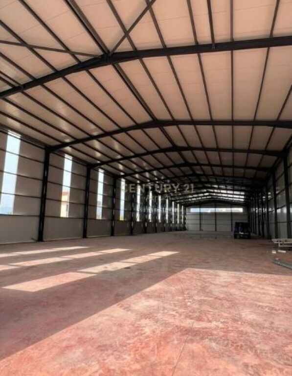 Kapanon Industrial+Oborr Funksional për Qera