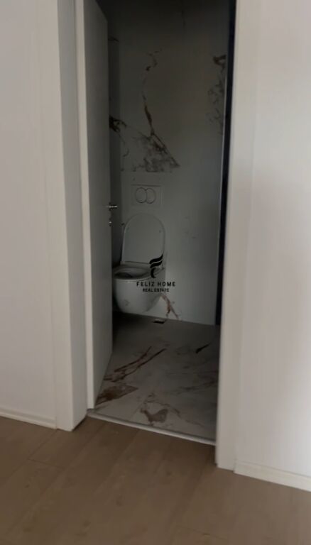 OFFICE FOR RENT 120 M2 PARIS MUNICIPALITY 120,000 LEKE  FH-69926