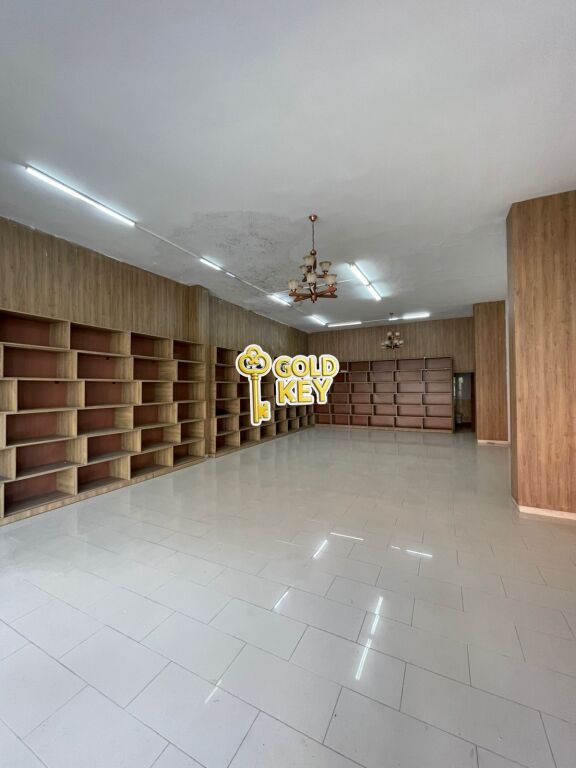 🏢 SHITET AMBIENT BIZNESI (Pranë Spitalit, Durrës)