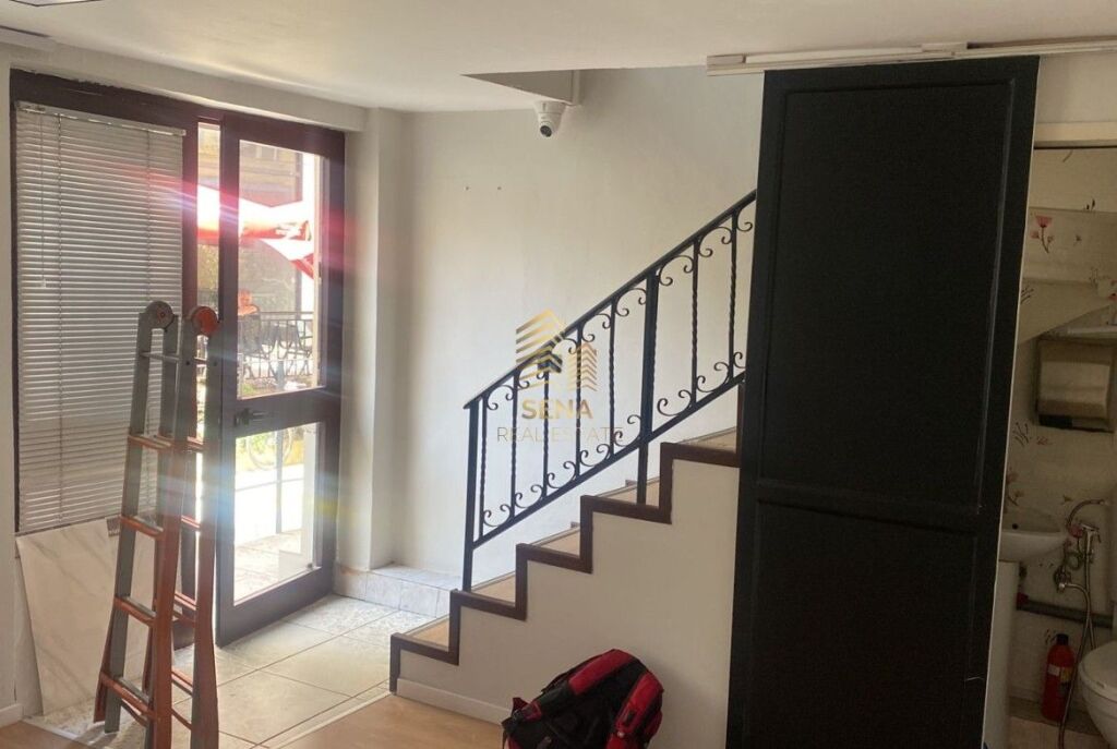 Rent, Business Premises, Mine Peza Street, 550 Euro/Month