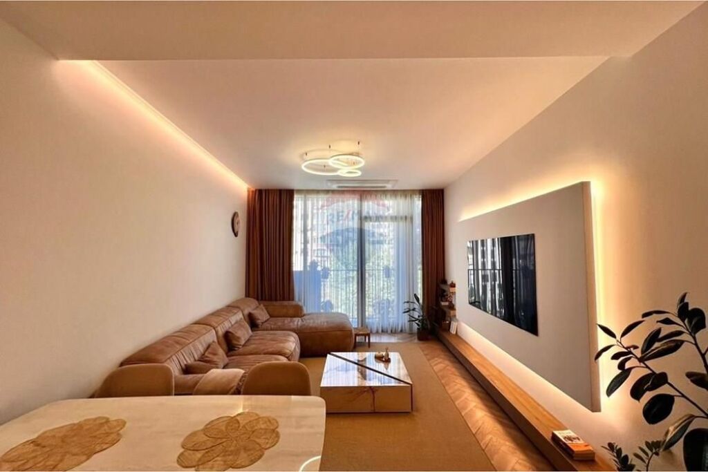 Appartamento 3+1+2 in vendita a Lake View!