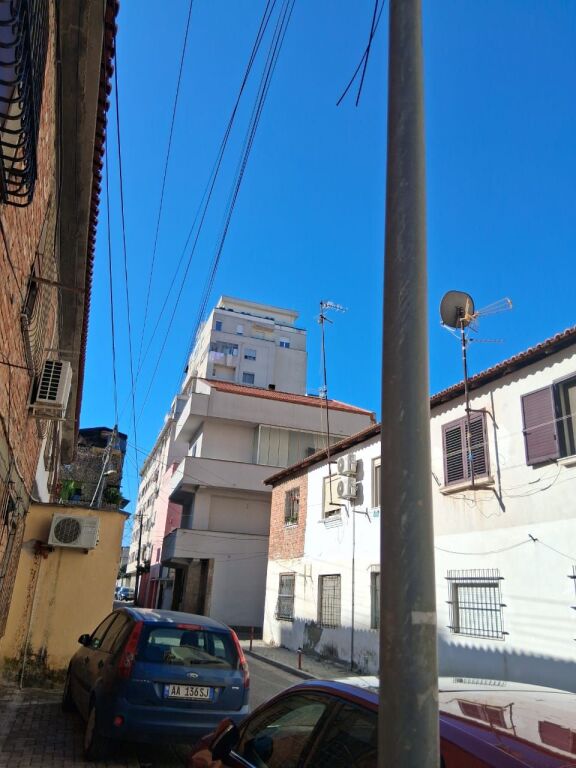 SHITET APARTAMENT 2+1+2 + BALLKON SHKOLLA MARIE KACULINI DURRES