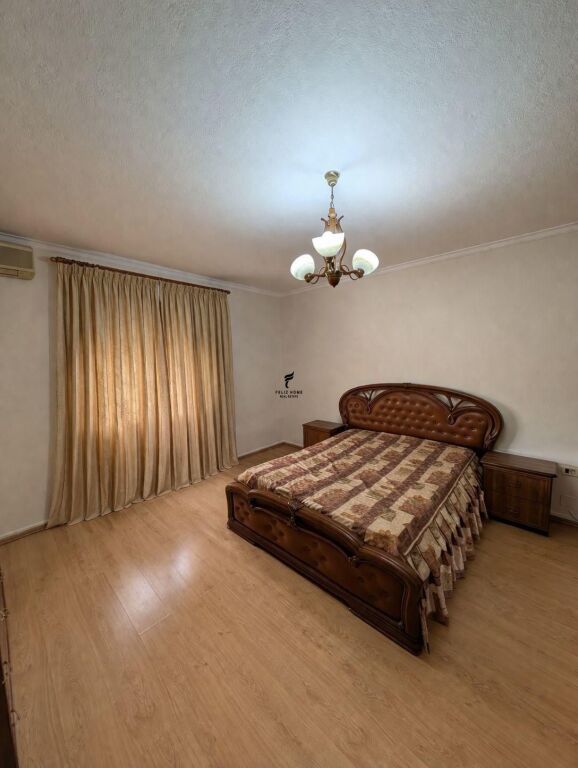 SHITET APARTAMENT DUPLEX MYSLYM SHYRI 275.000 EURO FH-70040