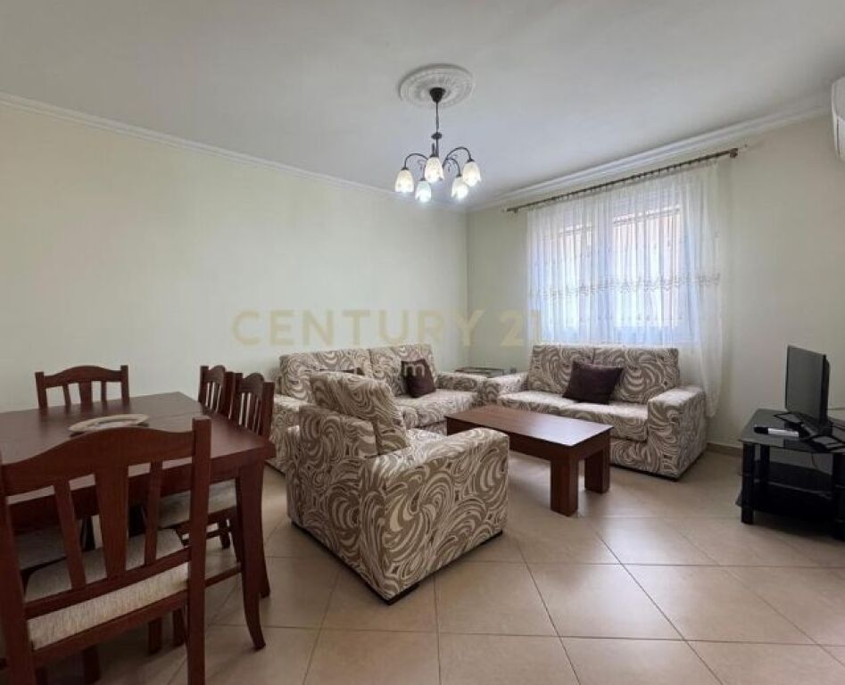 JEPET ME QERA APARTAMENT 1+1