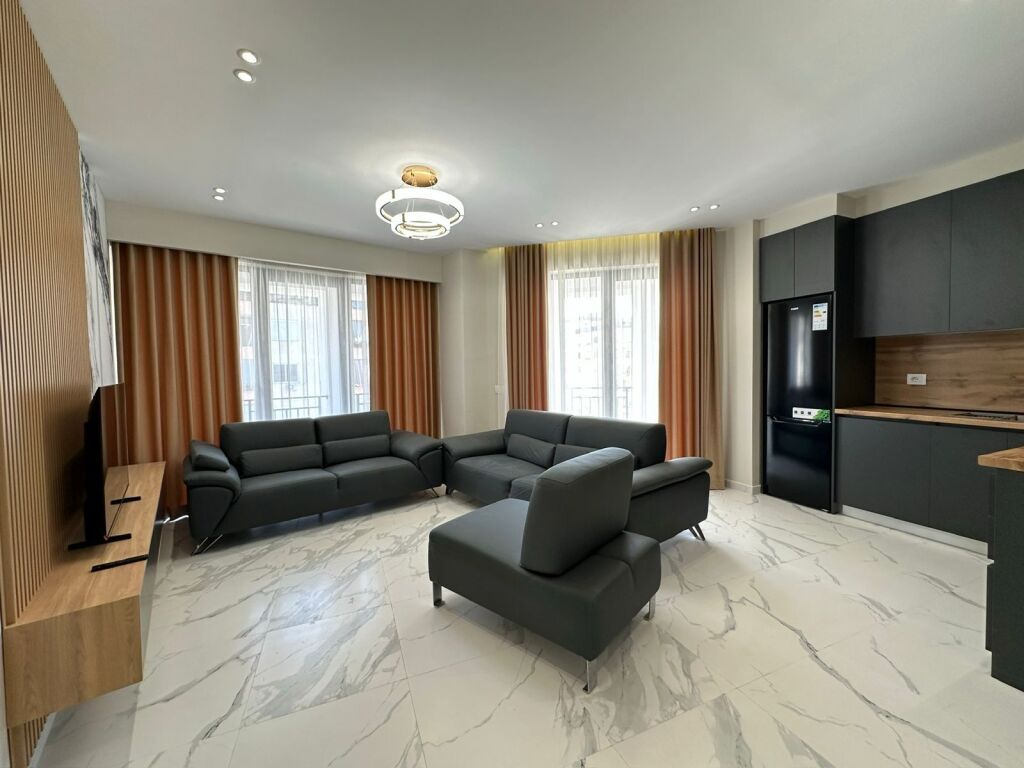🏡 Shitet Apartament 2+1 tek Urban Gate, Astir!