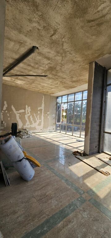 SHITET DYQAN PLAZH DURRES RRUGA E FRIGORIFERIT KOMPLEKT PRIVAT