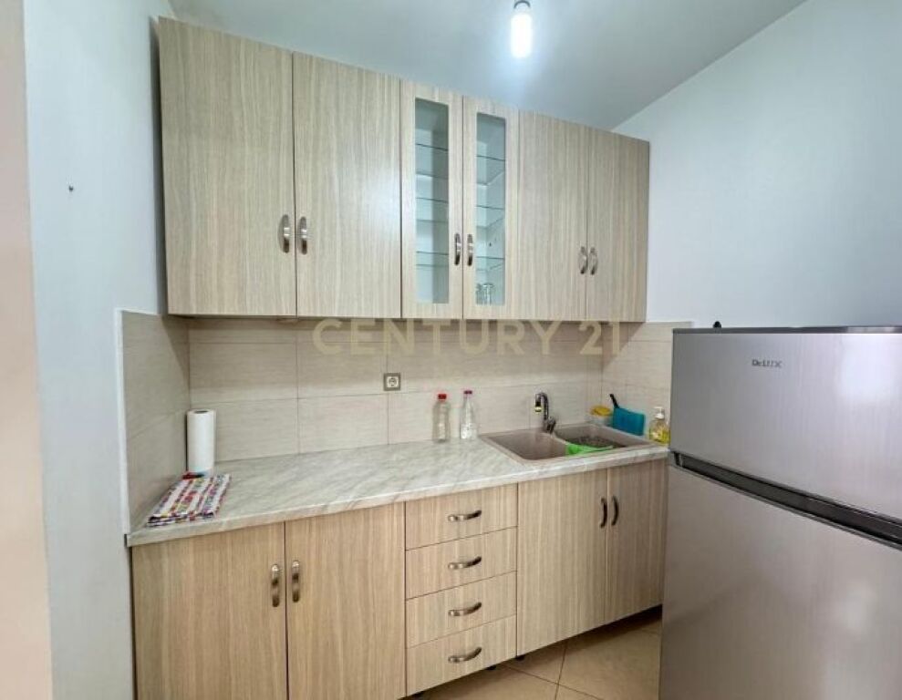 JEPET ME QERA APARTAMENT 1+1