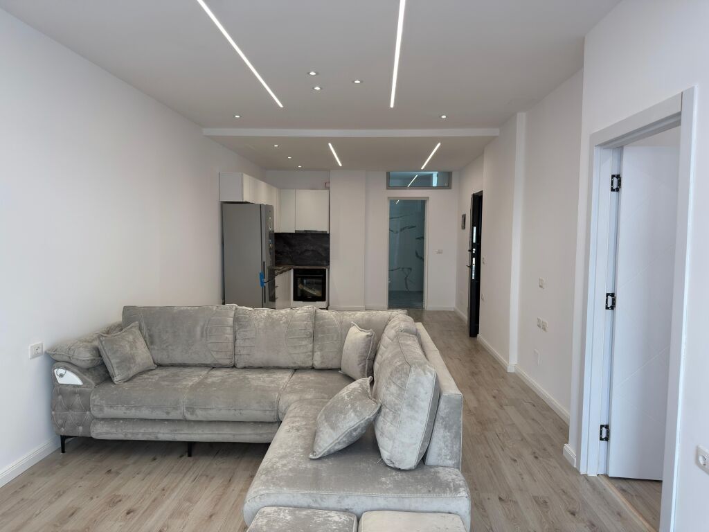 🏡 Shitet apartament 1+1 në Vlorë – super mundësi‼️