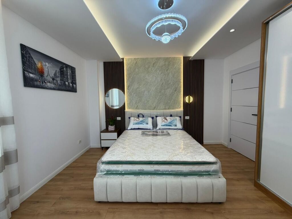 Apartament 2+1+2 per shitje tek Ish-Parku perball Delijorgjit.