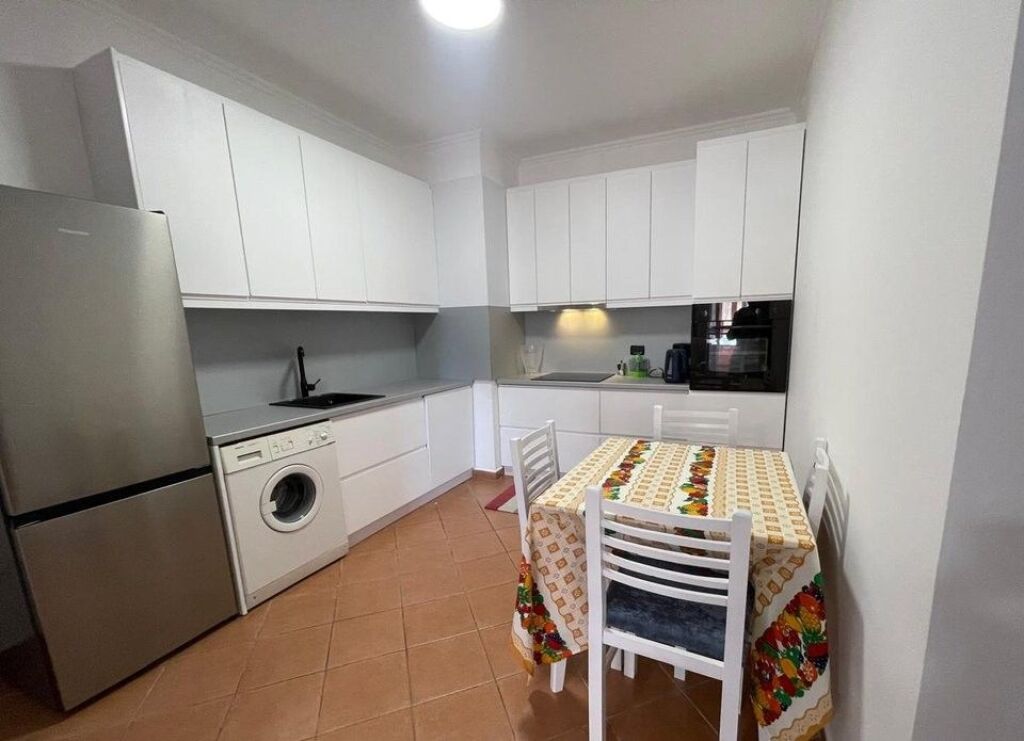 Appartamento 2+1 In Affitto a Ish Blloku, Tirana