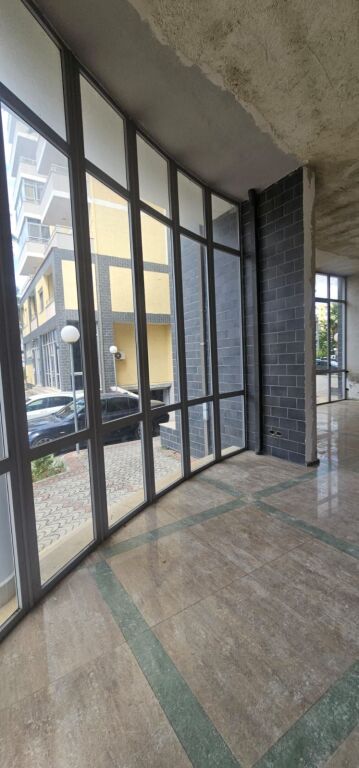 SHITET AMBJENT BIZNESI ( DYQAN ) --- PLAZH DURRES