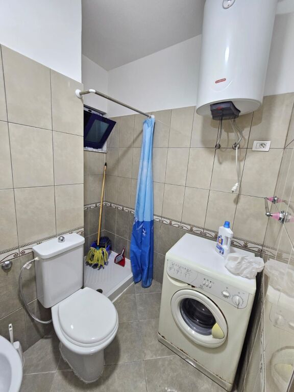 SHITET GARSONERE NE GOLEM PRANE MIAMI II