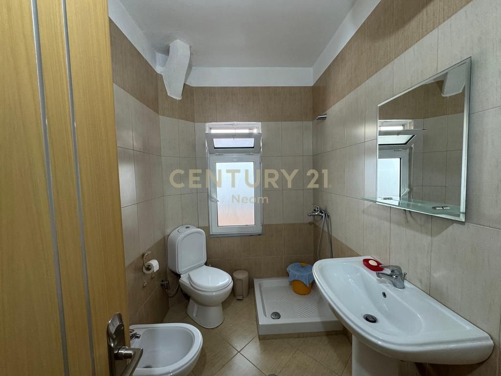 AFFITTASI APPARTAMENTO 1+1 VICINO A DELIJORGJI!