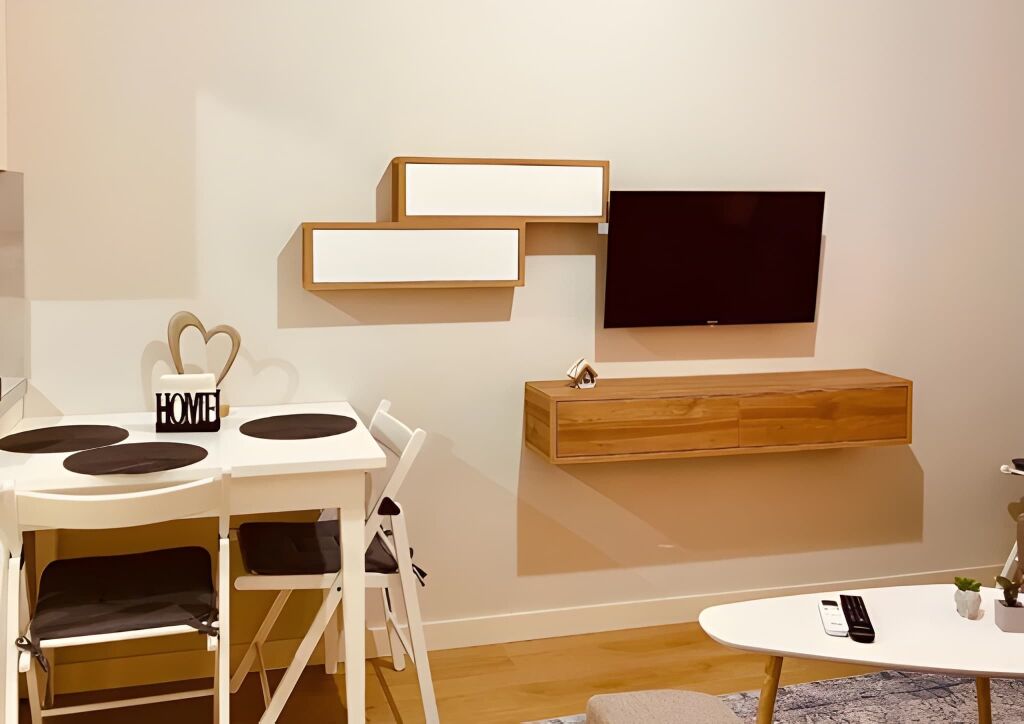 Jepet Apartament 1+1 me qira – Rruga "Muhamet Gjollesha" !