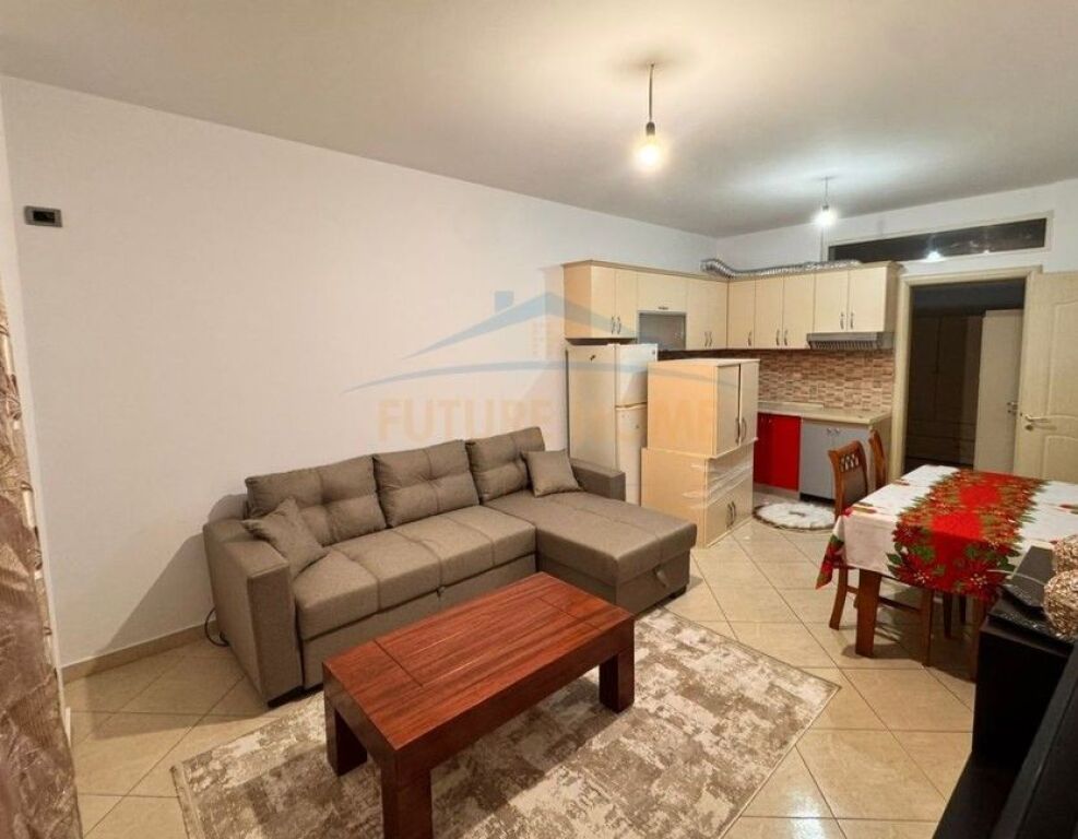 Qera , Apartament 2+1 , Unaza e Re , Tirane