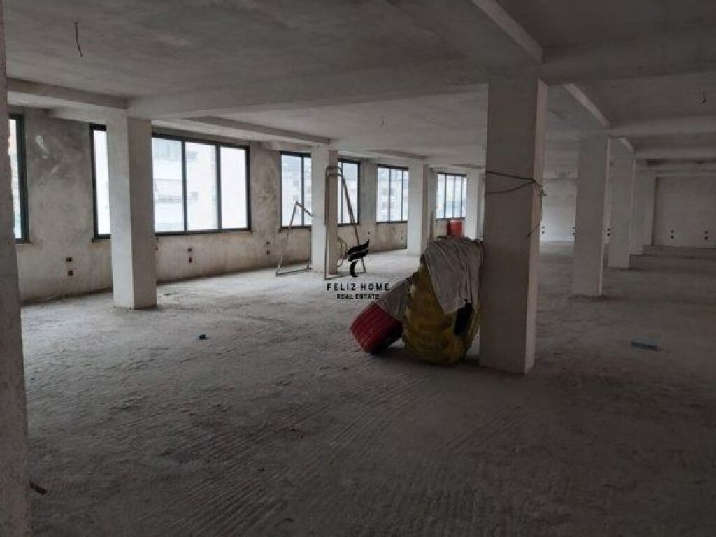 AMBIENT BIZNESI ME QERA 450 M2 SELITE 150.000 LEKE FH-69977