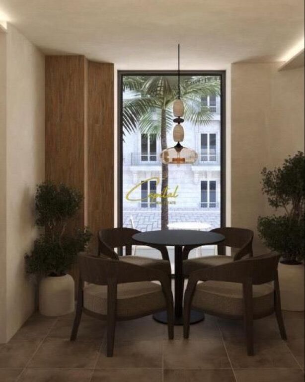 SHITET DYQAN 90 M2 ISH STACIONI TRENIT 500.000 EURO