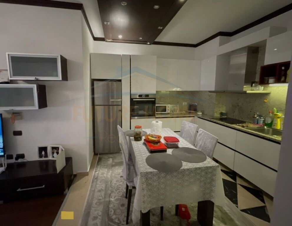 For sale, Apartment 2+1+2, Kodra e Diellit, Tirana. 247,000 €