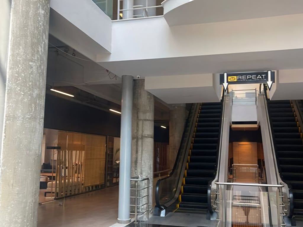 (No Comission)Zyre me qera tek sheshi Willson