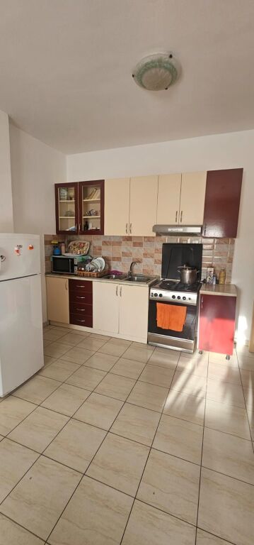 SHITET APARTAMENT 2+1 QENDER DURRES