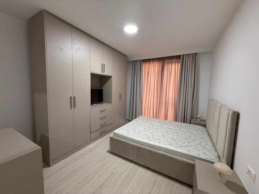 APARTAMENT 3+1+2+POST PARKIMI ME QIRA, "FOREST RESIDENCE", LIQENI I THATE!