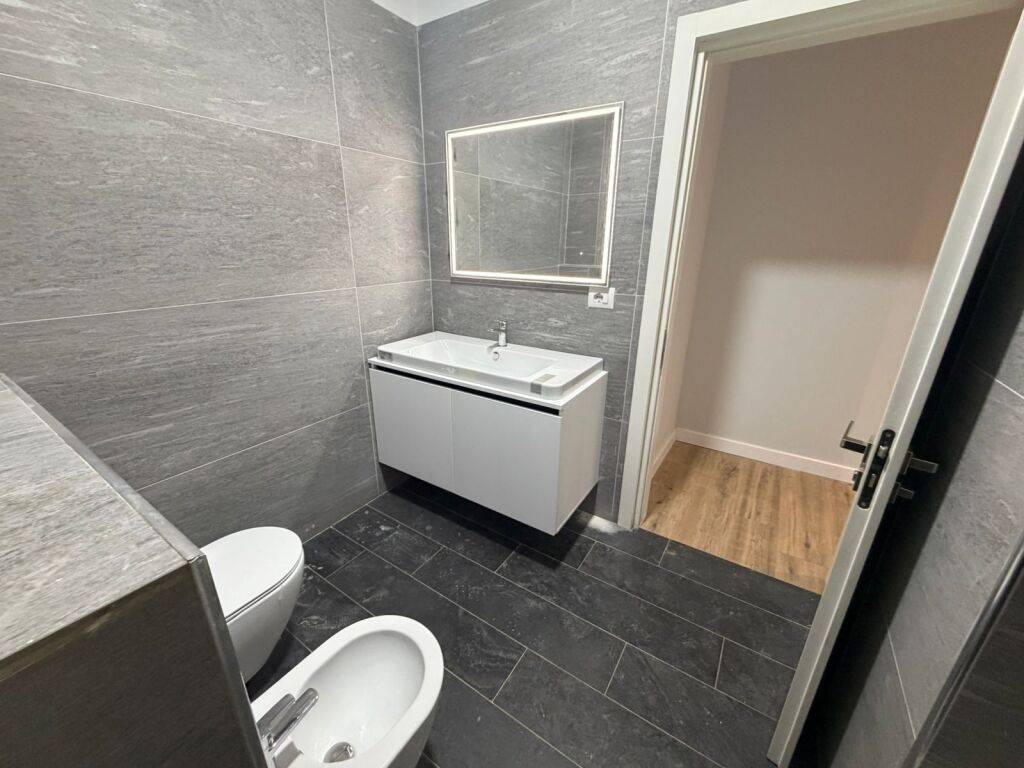 Jepet Apartament me qera