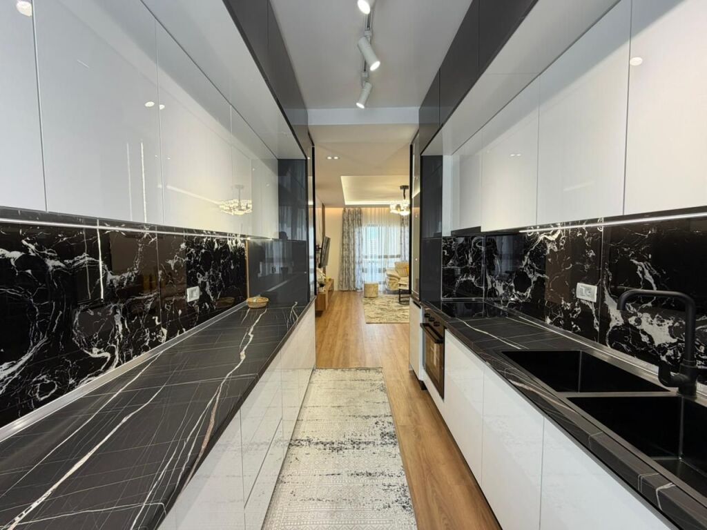 Apartament 2+1+2 per shitje tek Ish-Parku perball Delijorgjit.