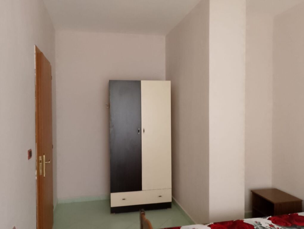 VENDESI APPARTAMENTO 1+1 SPIAGGIA DURRES