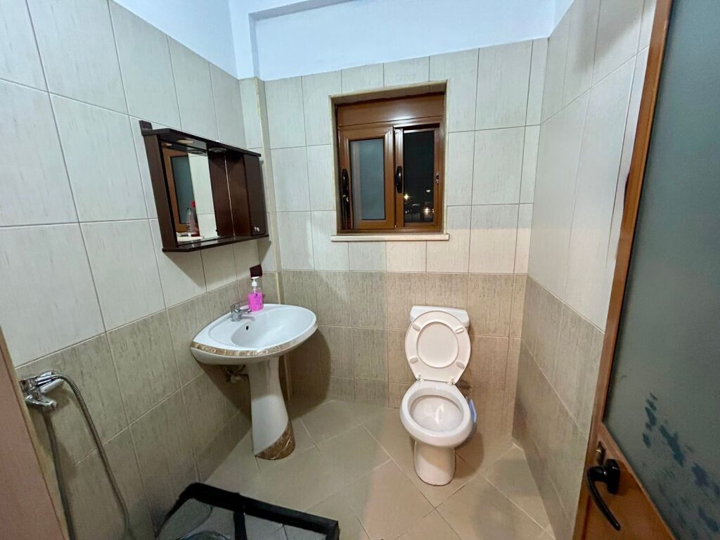 VILLA FLOOR 2+1 FOR RENT IN KOMBINAT